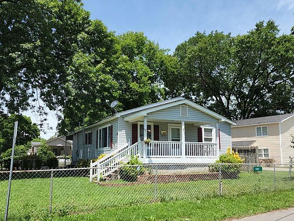 4th image of 1101 Avenue A NE