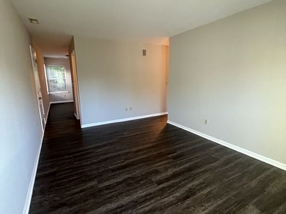 3rd image of 5290-5292 Blackgum Pl