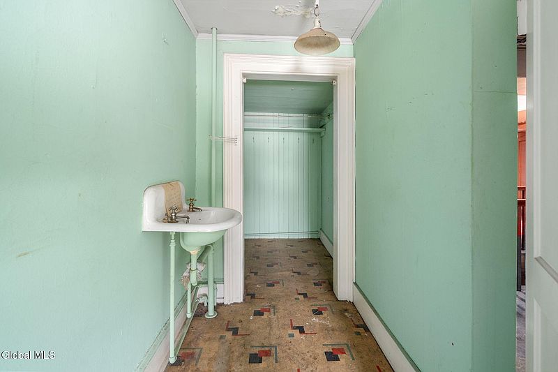 48th image of 93 Ten Broeck Street