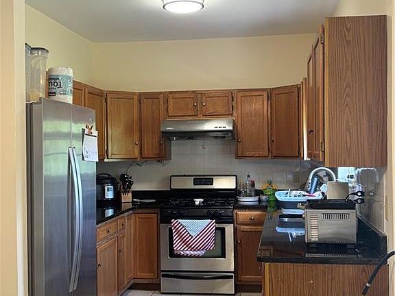 4th image of 12 Colmart Way