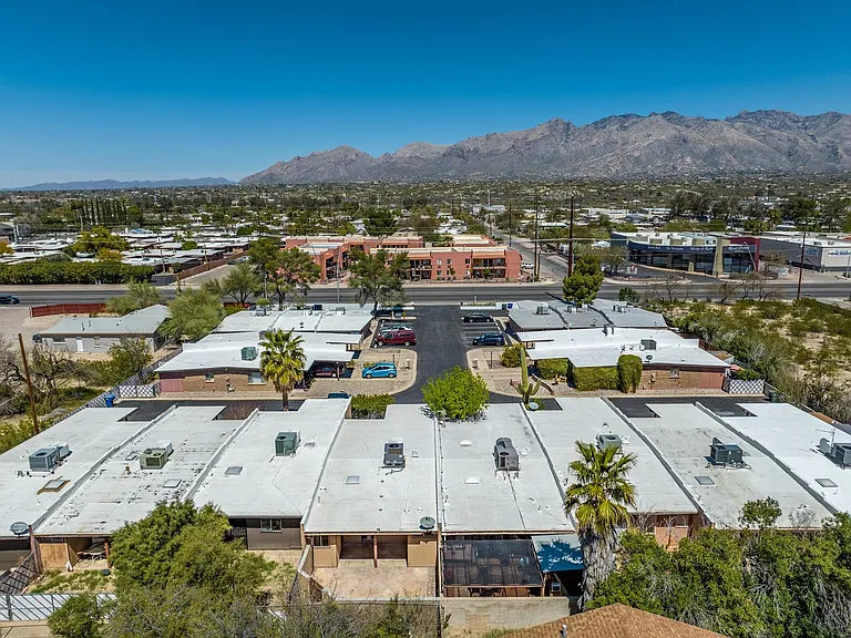 3362 E Fort Lowell Rd — Photo 19