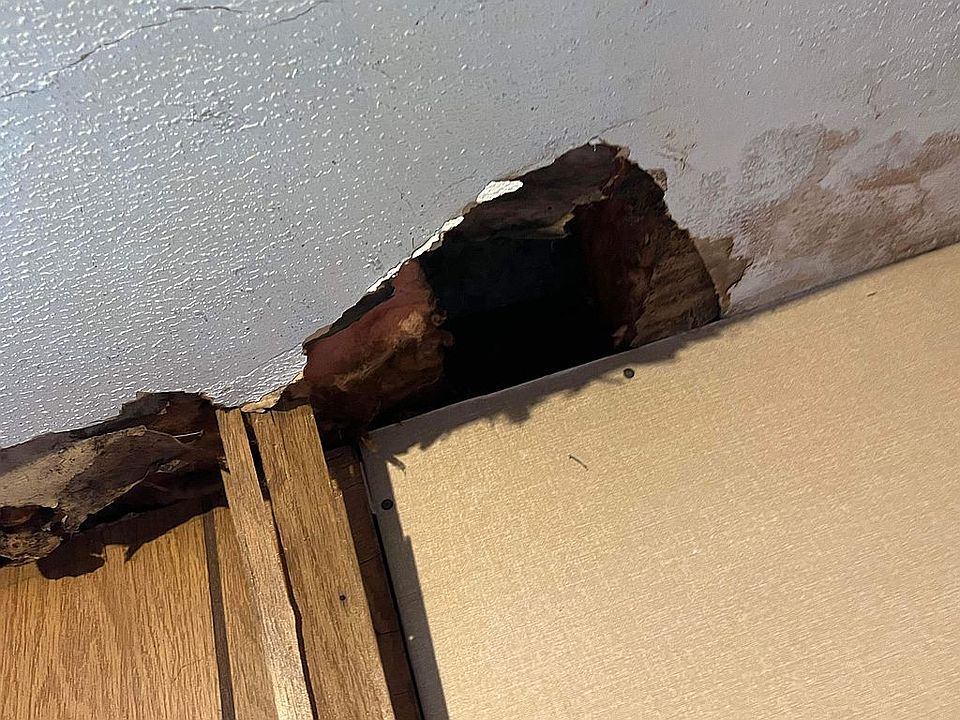 2nd image of 34 Hurst Rd