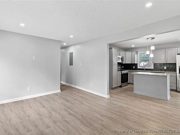 5th image of 1924 Dancy St