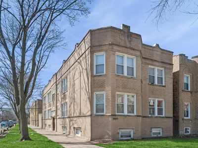 2440-42 W Ardmore Ave, Chicago, IL, 60659