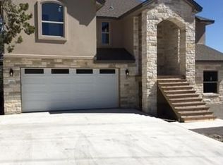 207 Pinehurst Cir, Lago Vista, TX 78645