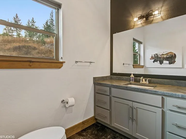 202 Nelson Dr — Photo 18