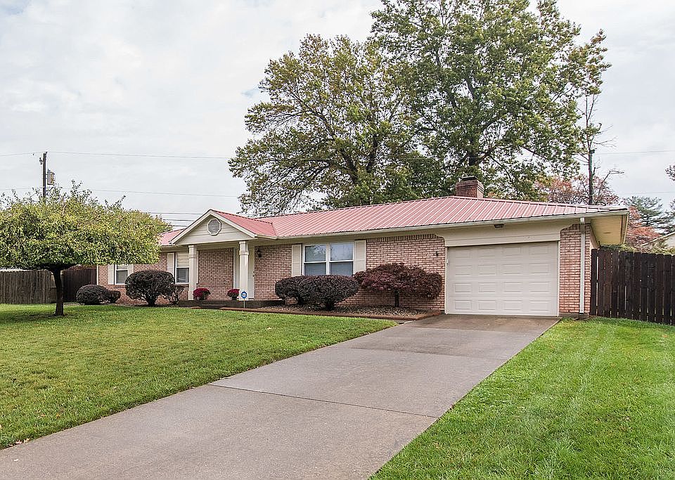 1st image of 640 Shaftsbury Ct