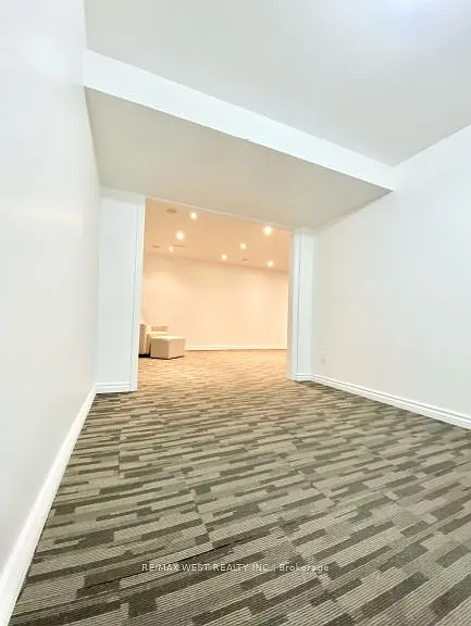 81 Seaborn Rd — Photo 22