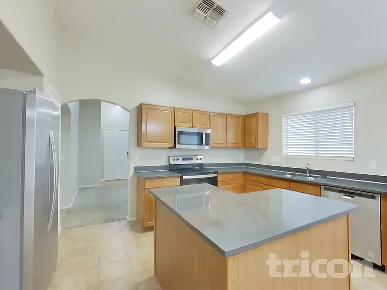 1491 E Stirrup Ln — Photo 5