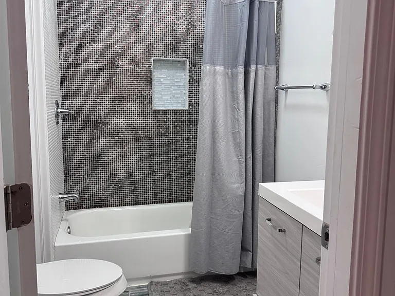 3910 James Rd — Photo 26