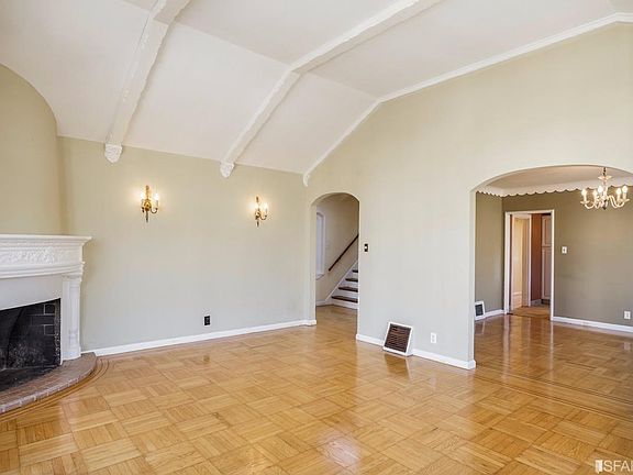 4th image of 801 41st Ave