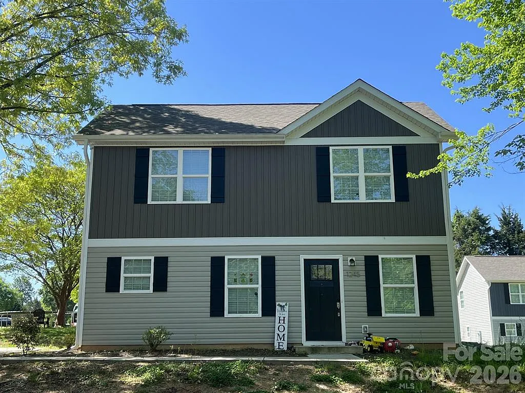 3 bed, 2.5 bath, 1240 sqft, $1,750 — Photo 1