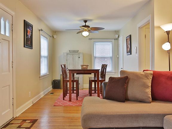 3rd image of 2902 Bowman Ave