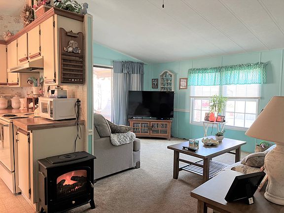 5th image of 7106 Daffodil Dr