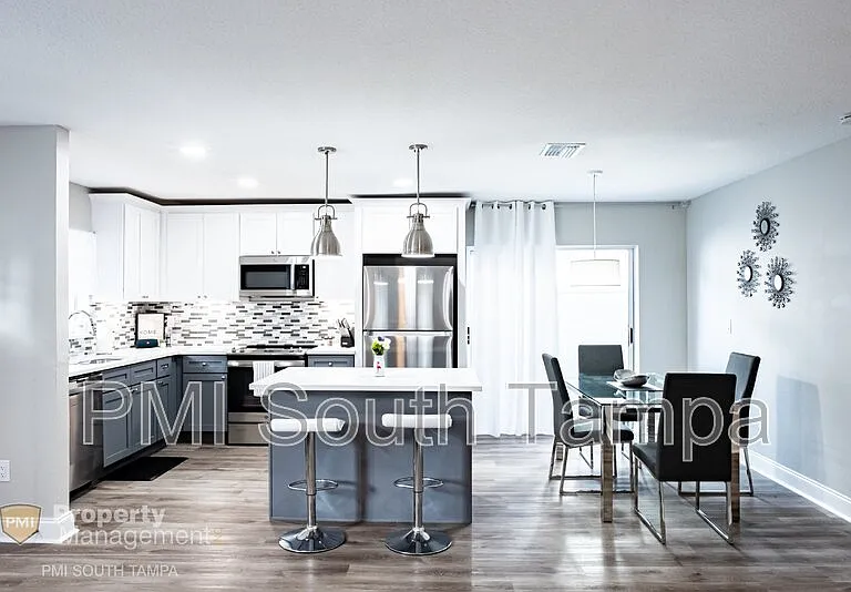 2214 E 18th Ave — Photo 6