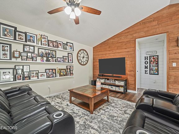 5th image of 3035 Bakertown Rd