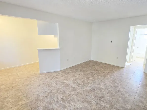 Kingswood Apartments, 20404 Anza Ave APT 8, Torrance, CA 90503