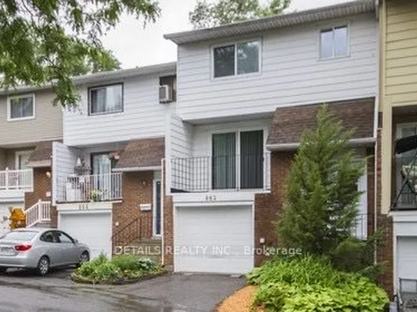 862 Grenon Ave, Ottawa, ON K2B 6G3