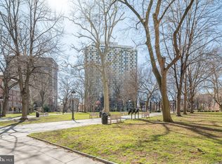 604 S Washington Sq #3104 & 3106, Philadelphia, PA 19106