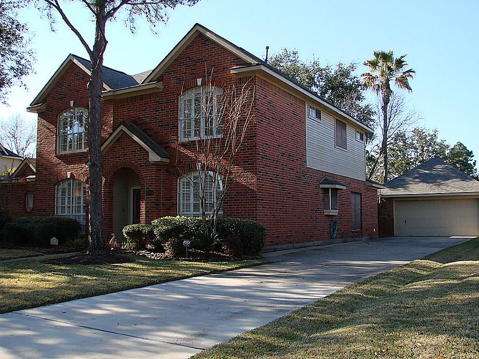 1st image of 23014 Glenover Dr