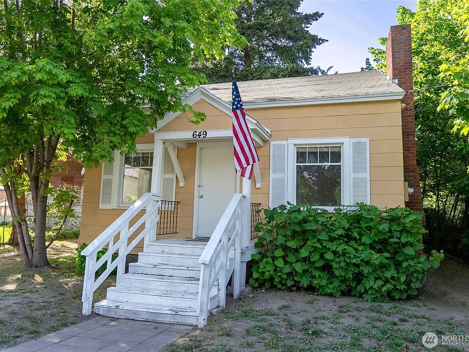 1st image of 649 2nd Avenue N