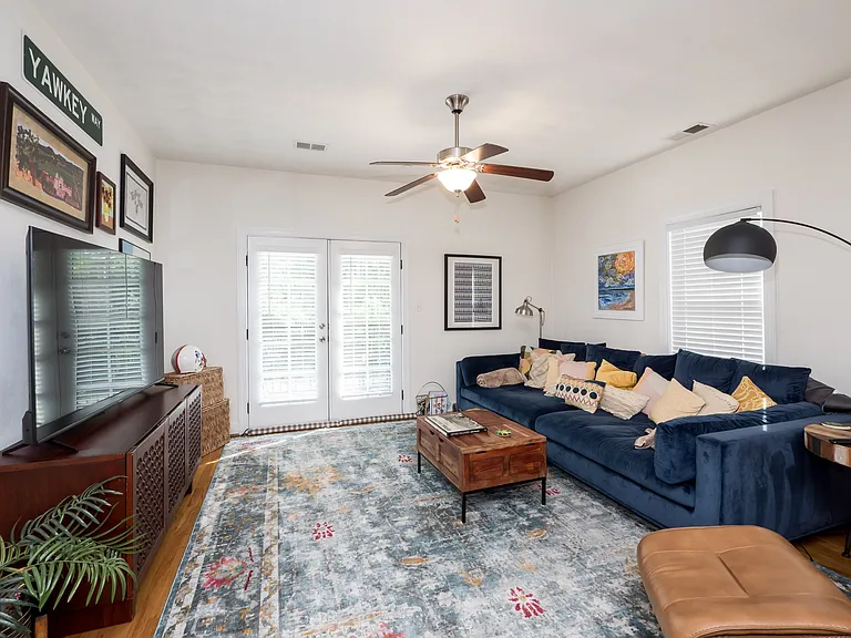 805A Westover Ave #1 — Photo 30
