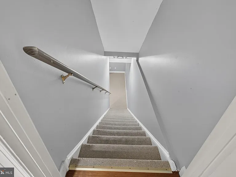 16 Oak Leaf Ln — Photo 56