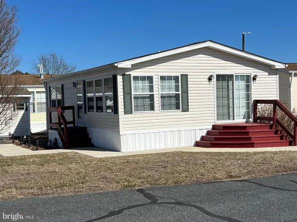 12203 E Cannonball Dr, Berlin, MD 21811