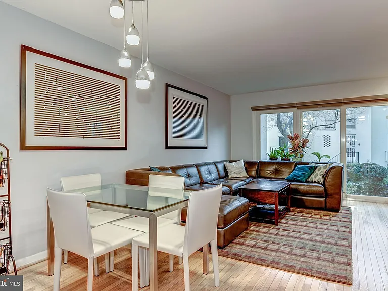 225 G St SW #126 — Photo 6