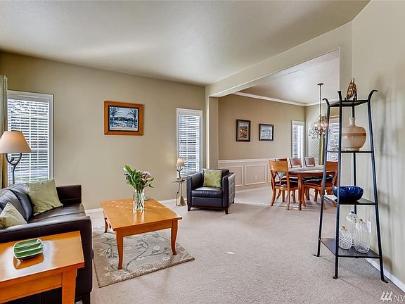 Contemporary colors and formal spaces perfect for entertaining