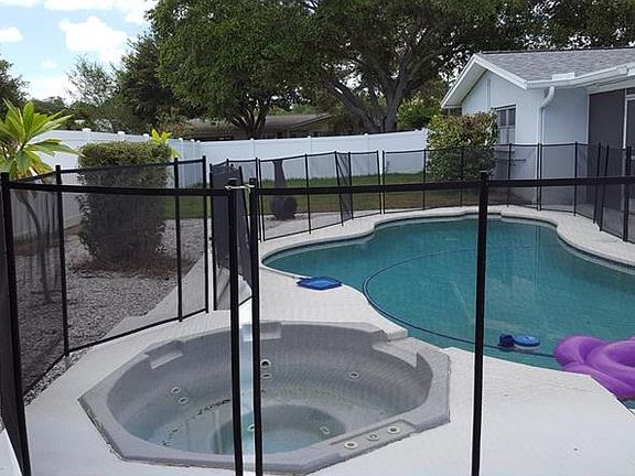 3rd image of 2415 Fairbanks Dr
