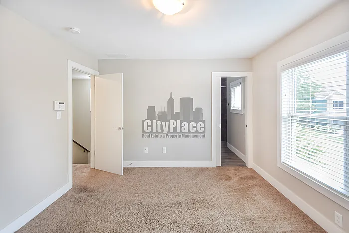 1223 E New York St — Photo 19