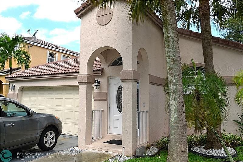 1st image of 15289 NW 1st St