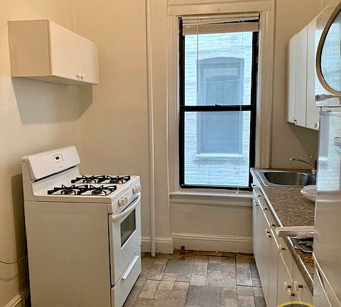 2nd image of 25-36 34th St #2