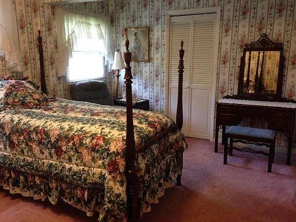 4th image of 4501 Tanglewood Ln