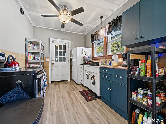 4th image of 16 Oak Street