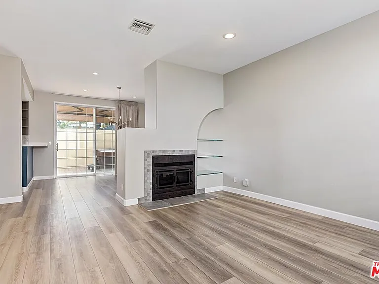 2333 Oak St #3 — Photo 16