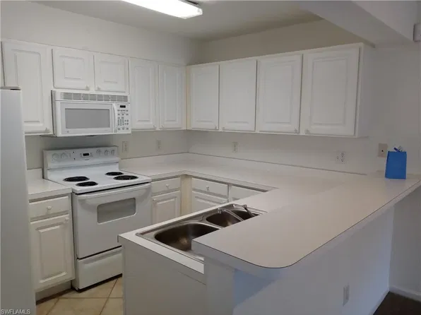 4105 Residence Dr APT 703, Fort Myers, FL 33901