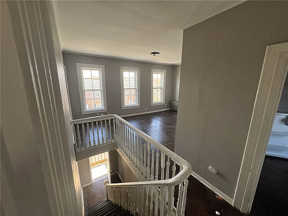 4th image of 1604 Jefferson St Unit 2