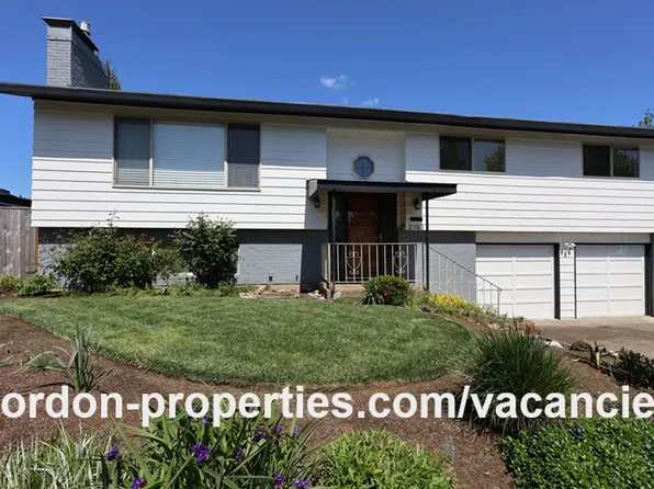 2793 NE 22nd Ct, Gresham, OR 97030