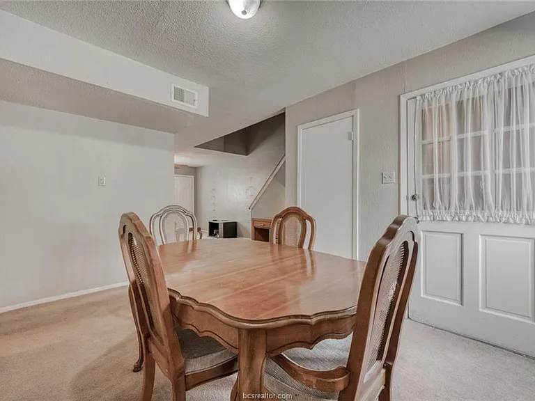 4401 Carter Creek Pkwy #15 — Photo 6