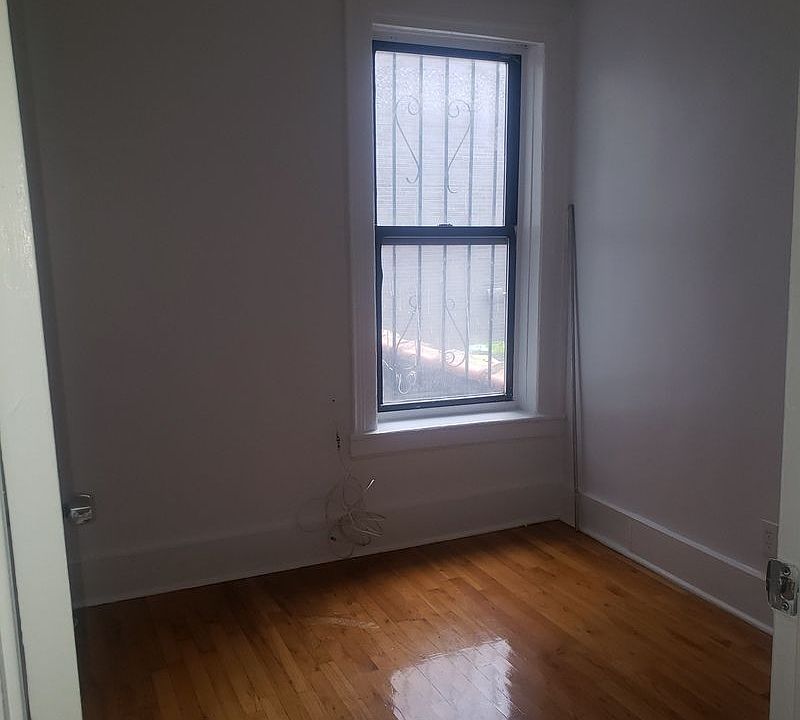 2nd image of 269 W 153rd St APT 1