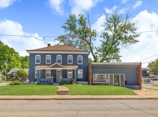 302 N High St, Belleville, IL 62220