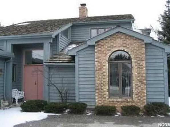 13 Stratford Ct, Beachwood, OH 44122