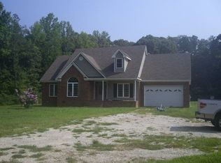 3325 Forest Ln, Saluda, VA 23149