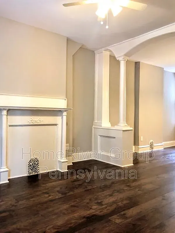 3 bed, 1.0 bath, 1259 sqft, $1,325 — Photo 2