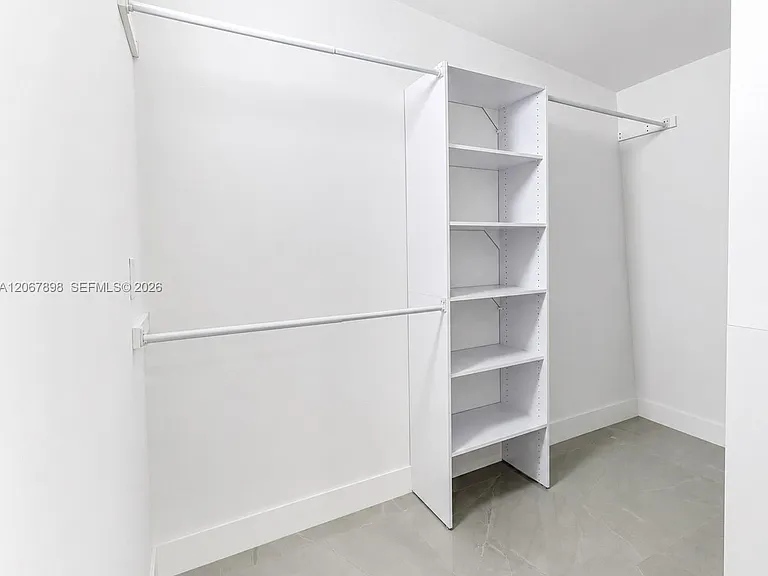 14125 Kendale Lakes Cir — Photo 10