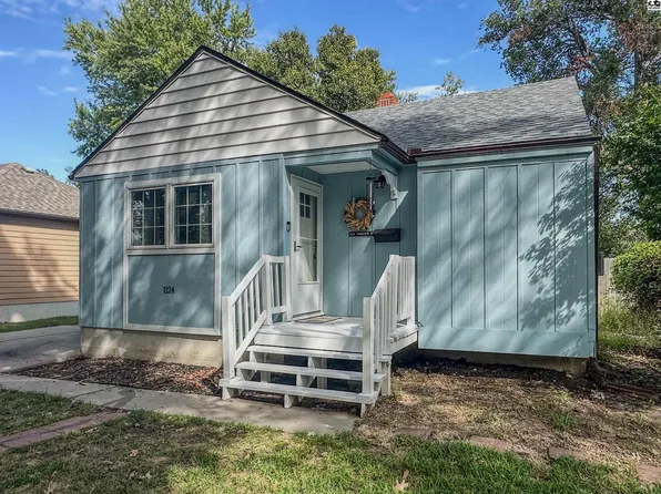 1124 Fairview Rd, McPherson, KS 67460