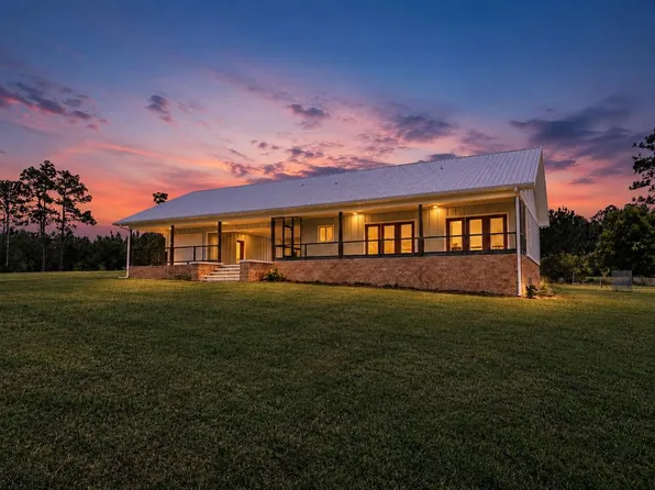 2828 Summer Cir, Donalsonville, GA 39845