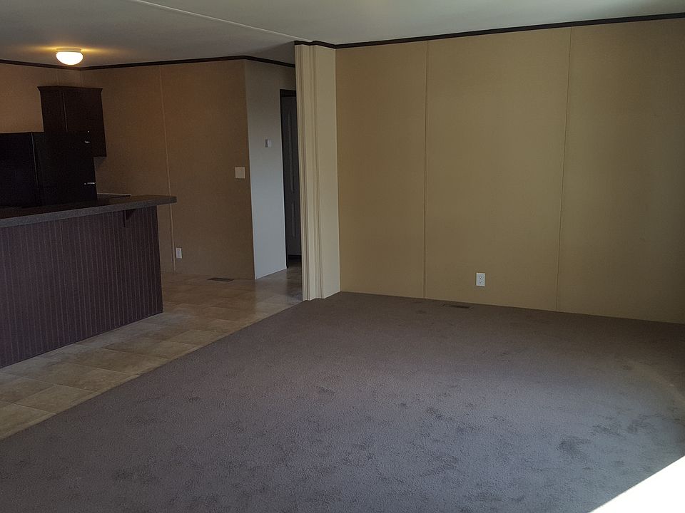 2nd image of 13 Lakeview Dr
